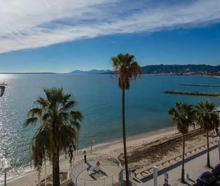 4 Pieces Centre De Juan Les Pins Apartamento
